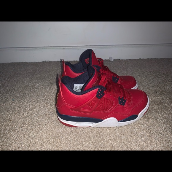 Jordan 4s great shape never worn. - Picture 4 of 4